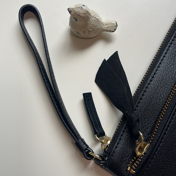 Talbots Commute Leather Wristlet